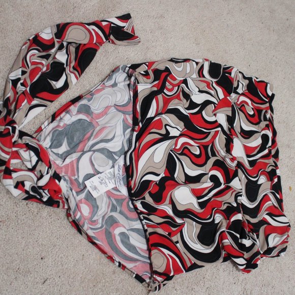 Lots of Love Pullover Halter Top - Picture 8 of 12